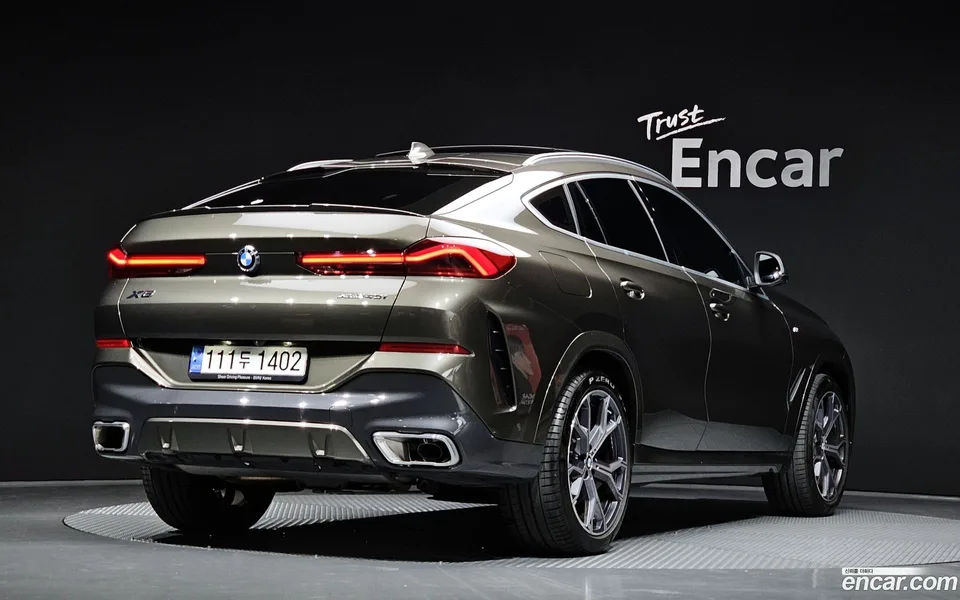 BMW X6 xDrive40i M 2022 — миниатюра 2