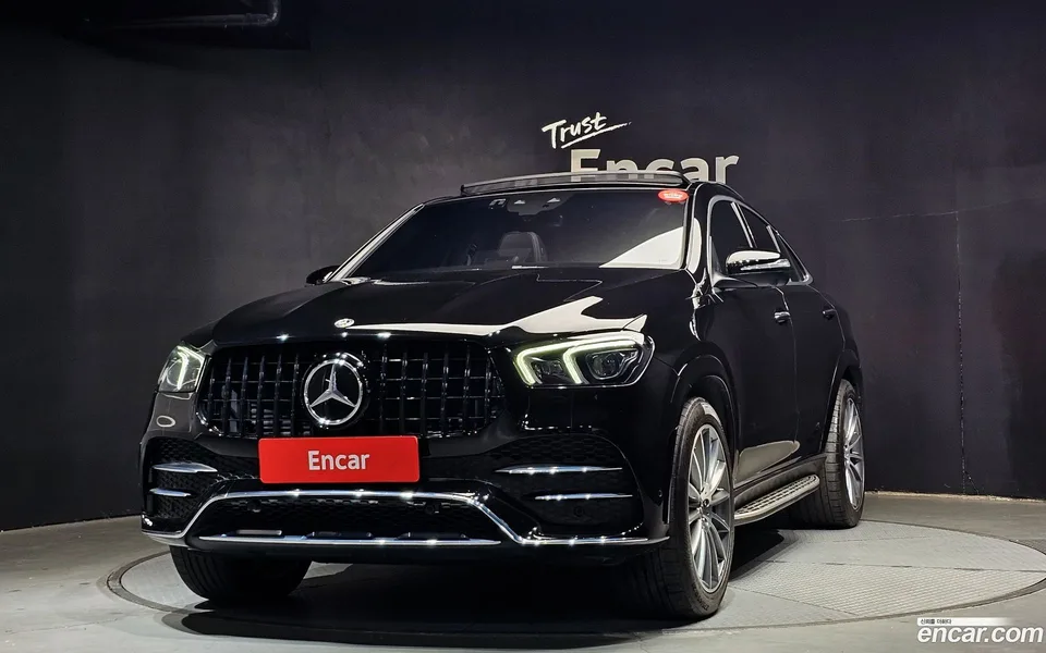 Mercedes-Benz GLE-Class GLE400d 4MATIC 2023 — фото 1, купить с доставкой в Москву
