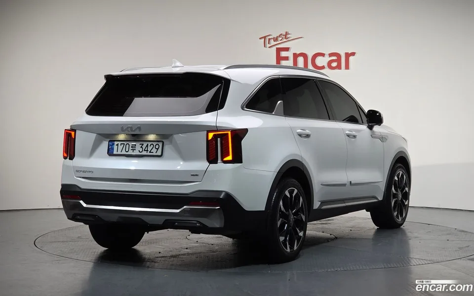 Kia Sorento 2.5T 4WD 2023 — миниатюра 2