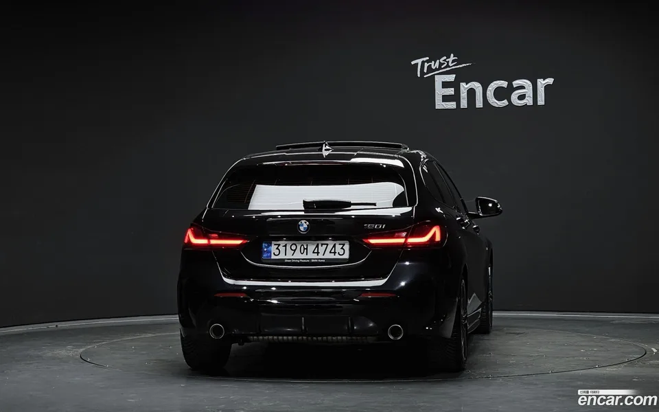 BMW 1 Series 120i M 2022 — миниатюра 4