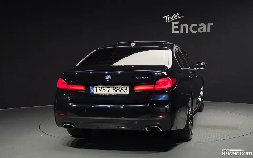 BMW 5 Series 530i M 2023 — миниатюра 4