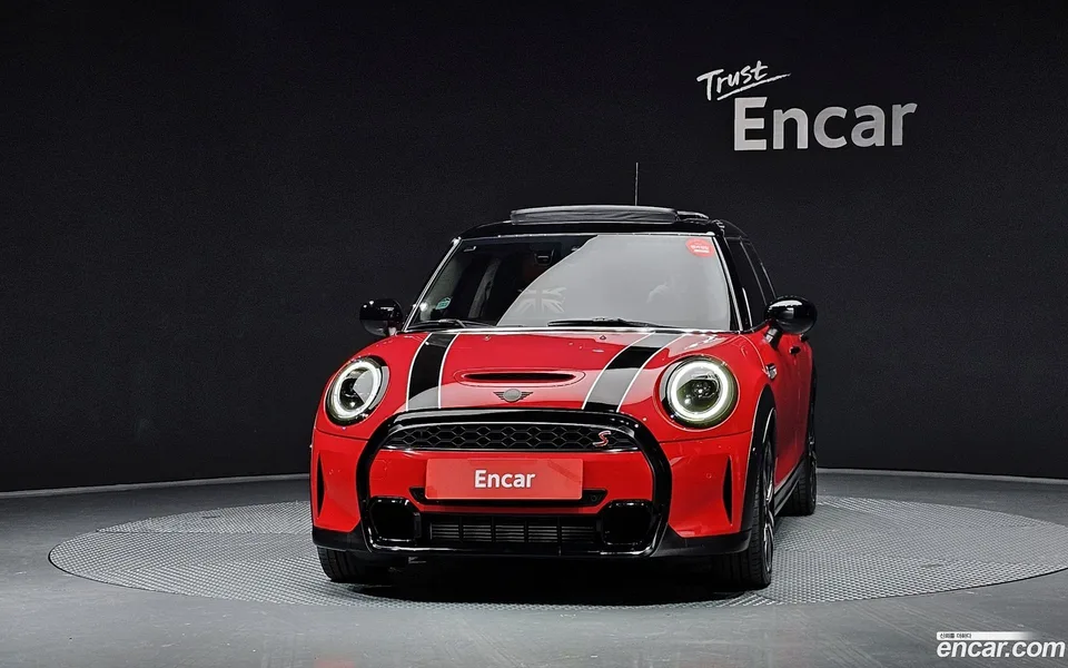 MINI Cooper S 5 2024 — миниатюра 3