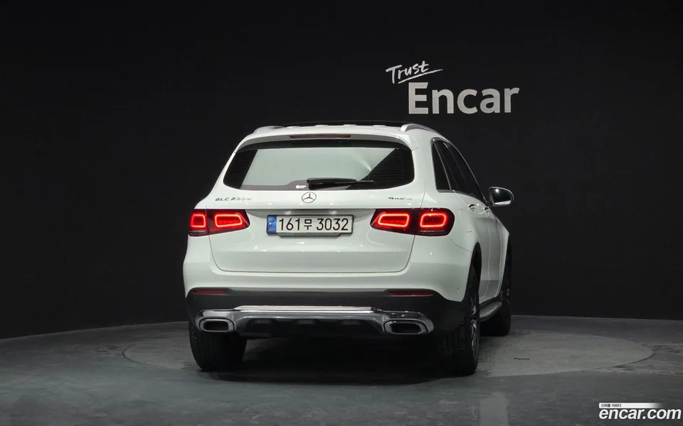 Mercedes-Benz GLC-Class GLC220 d 4MATIC 2022 — миниатюра 4