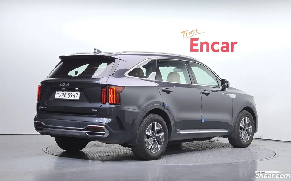 Kia Sorento HEV 1.6 4WD 2022 — миниатюра 2