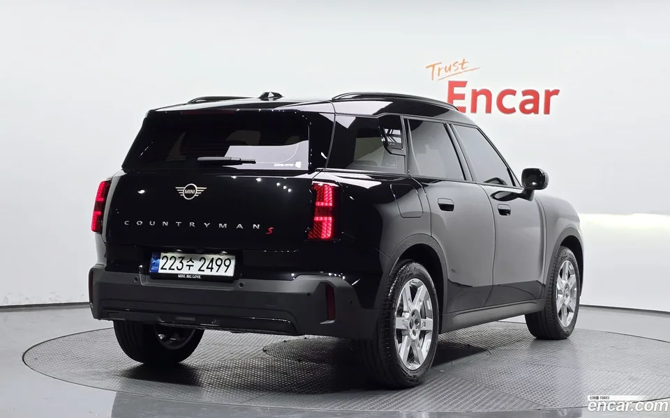 MINI Cooper S Countryman ALL4 2024 — миниатюра 2