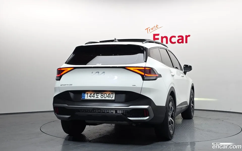 Kia Sportage Hybrid 2WD 2022 — миниатюра 4