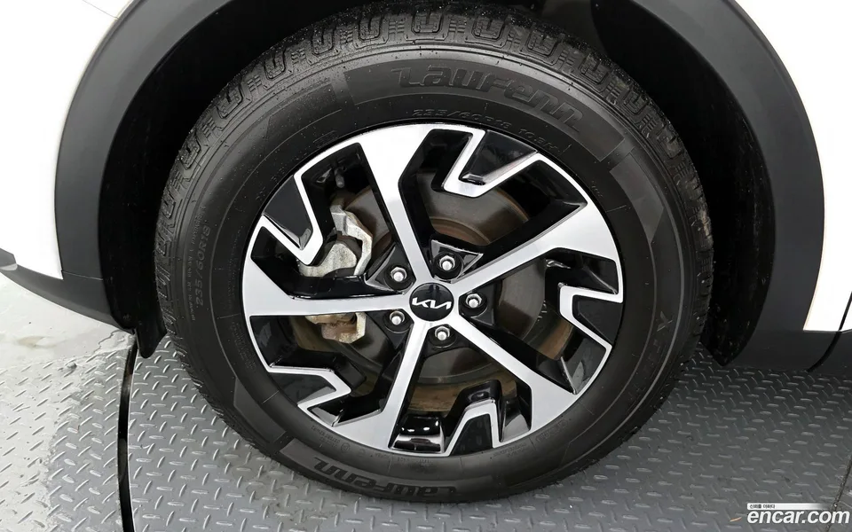 Kia Sportage Hybrid 2WD 2022 — миниатюра 5