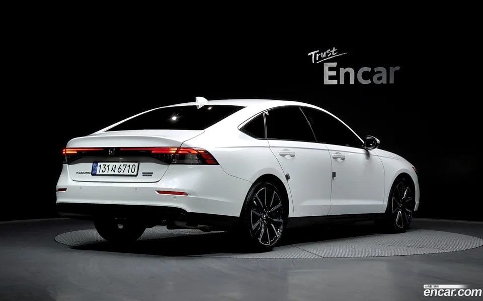 Honda Accord 2.0 2023 — миниатюра 2