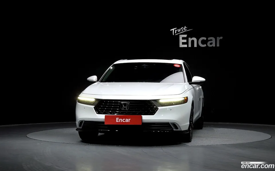 Honda Accord 2.0 2023 — миниатюра 3
