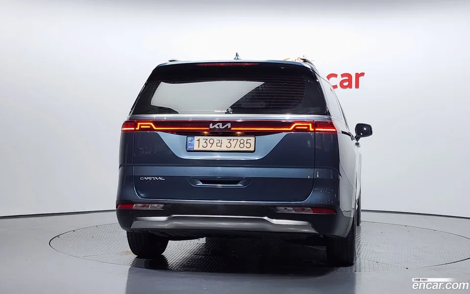 Kia Carnival 7 2023 — миниатюра 4
