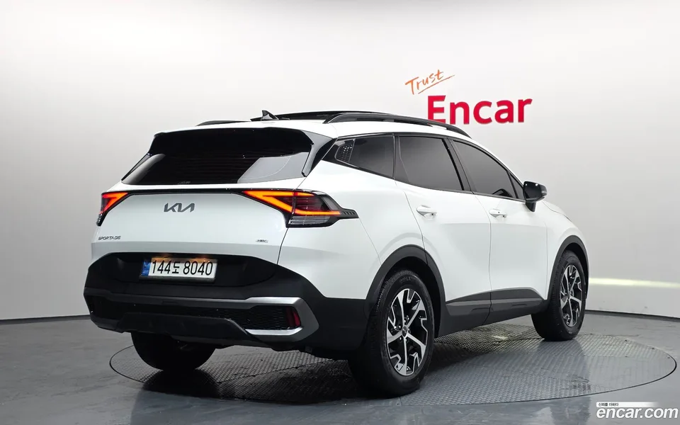 Kia Sportage Hybrid 2WD 2022 — миниатюра 2