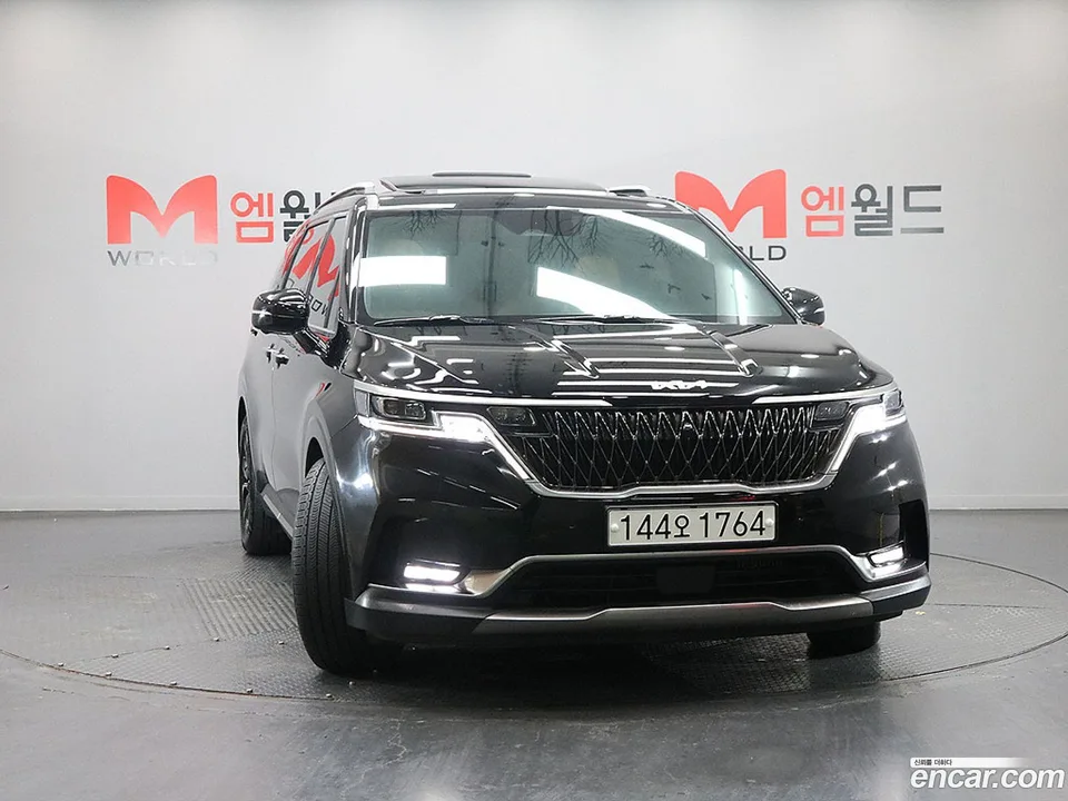 Kia Carnival 9 2023 — миниатюра 2
