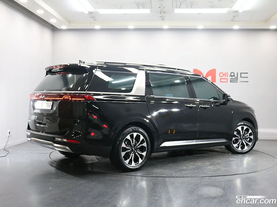 Kia Carnival 9 2023 — миниатюра 3
