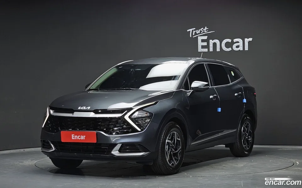 Kia Sportage 1.6 2WD 2023 — фото 1, купить с доставкой в Москву