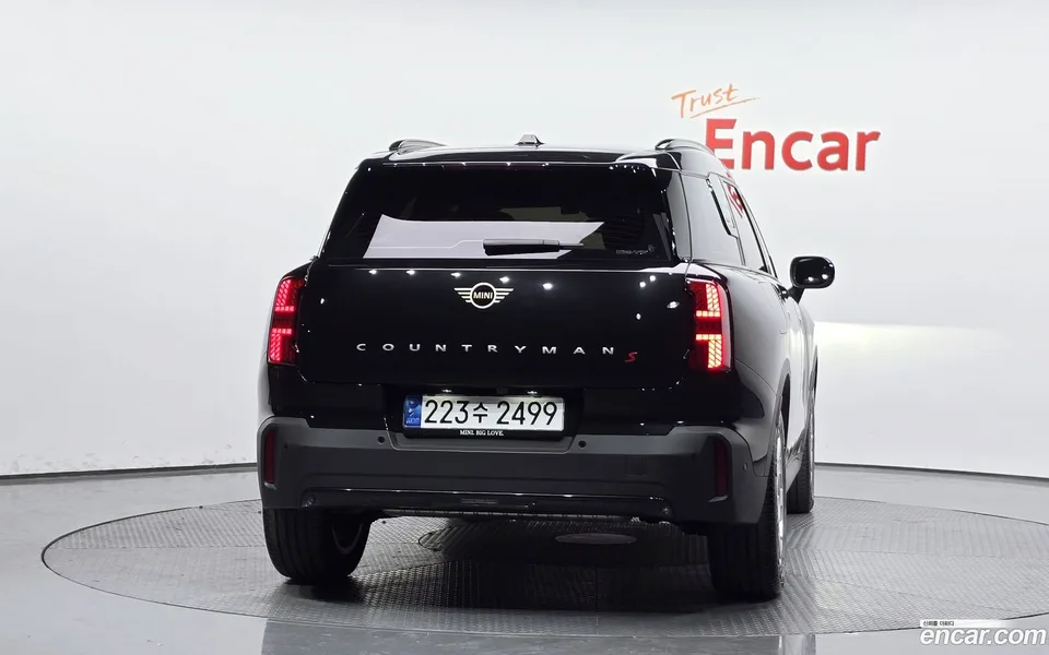 MINI Cooper S Countryman ALL4 2024 — миниатюра 4