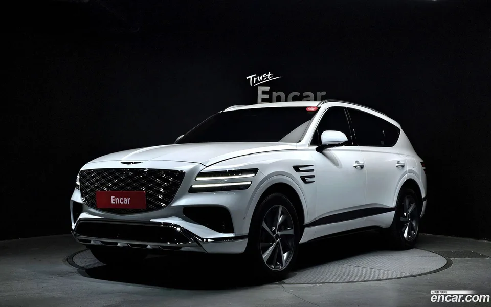 Genesis GV80 2.5T AWD 2023 — фото 1, купить с доставкой в Москву