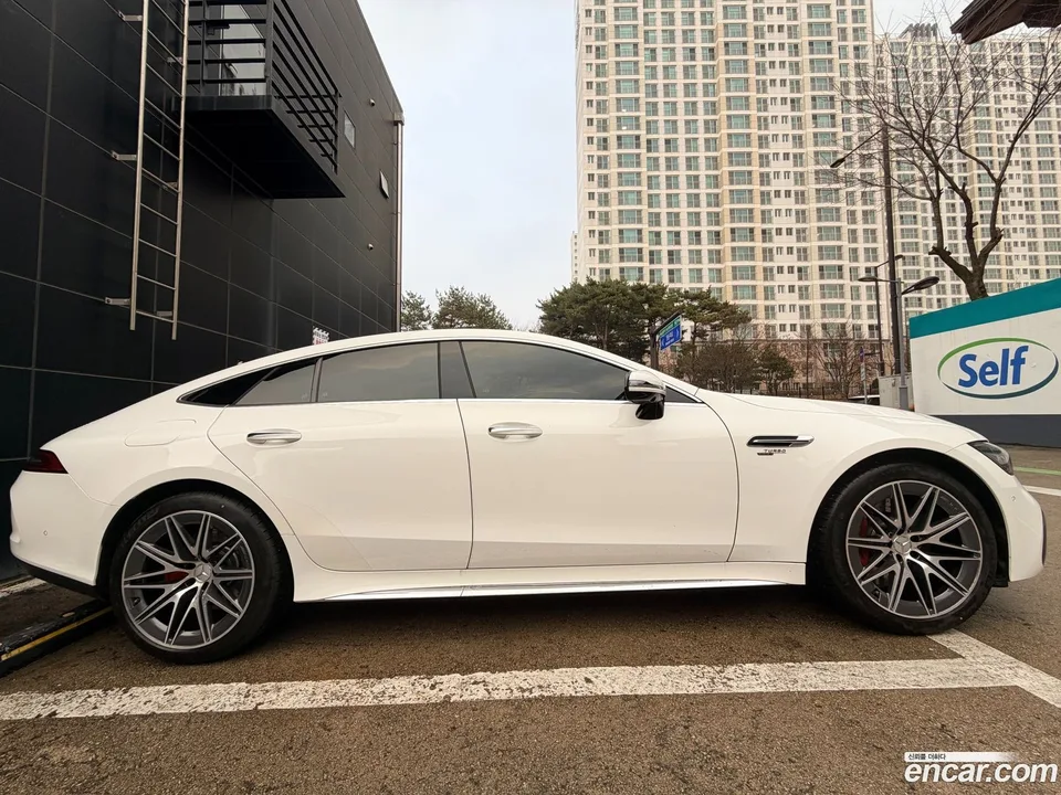 Mercedes-Benz AMG GT 4 43 4MATIC+ 2025 — миниатюра 5