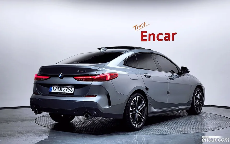 BMW 2 Series Gran Coupe 220i M 2022 — миниатюра 2