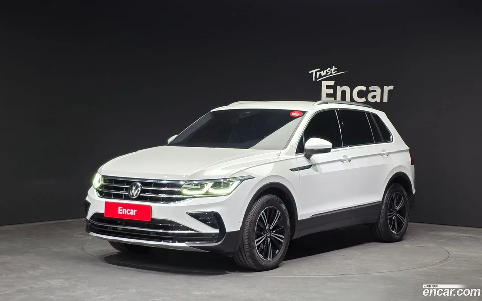 Volkswagen Tiguan 2.0 TDI 2023 — фото 1, купить с доставкой в Москву