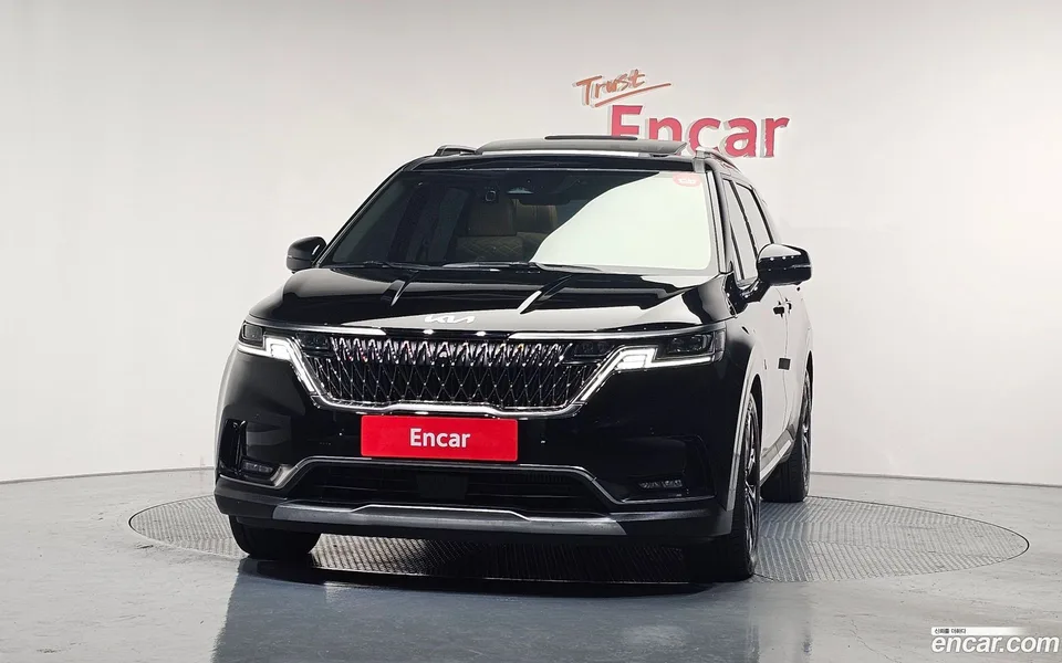 Kia Carnival 7 2023 — миниатюра 3