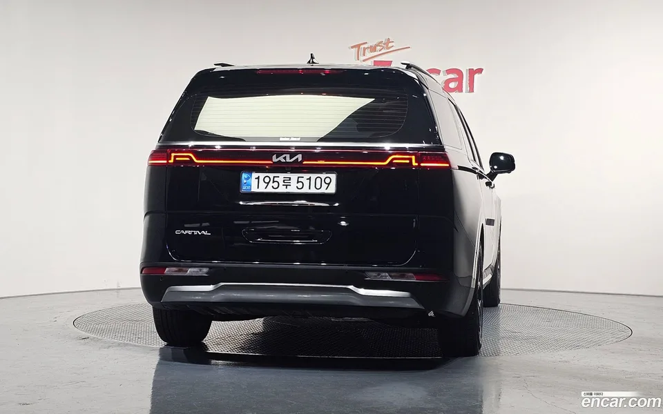 Kia Carnival 7 2023 — миниатюра 4
