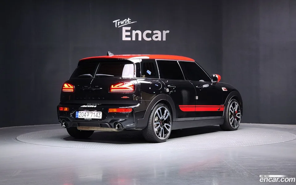 MINI Cooper S Clubman JCW 2023 — миниатюра 2