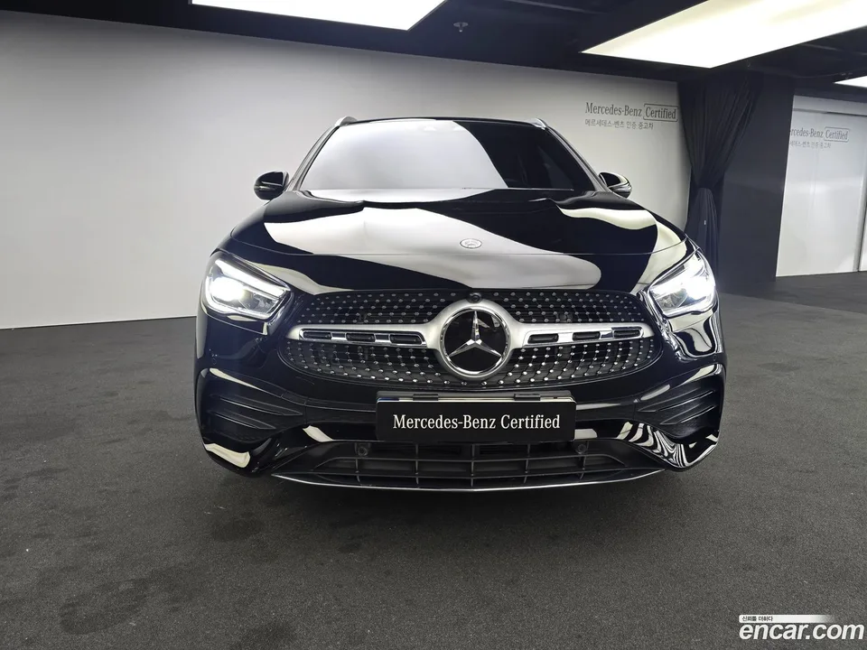 Mercedes-Benz GLA-Class GLA250 4MATIC 2023 — миниатюра 3