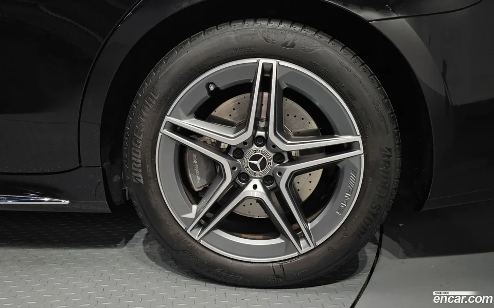 Mercedes-Benz S-Class S400 d 4MATIC 2023 — миниатюра 5