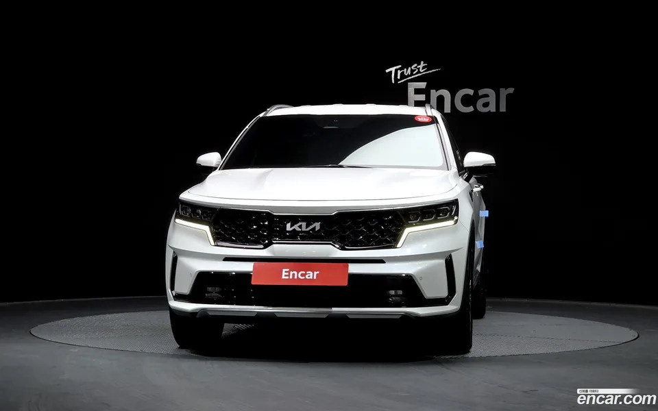 Kia Sorento HEV 1.6 2WD 2023 — миниатюра 3