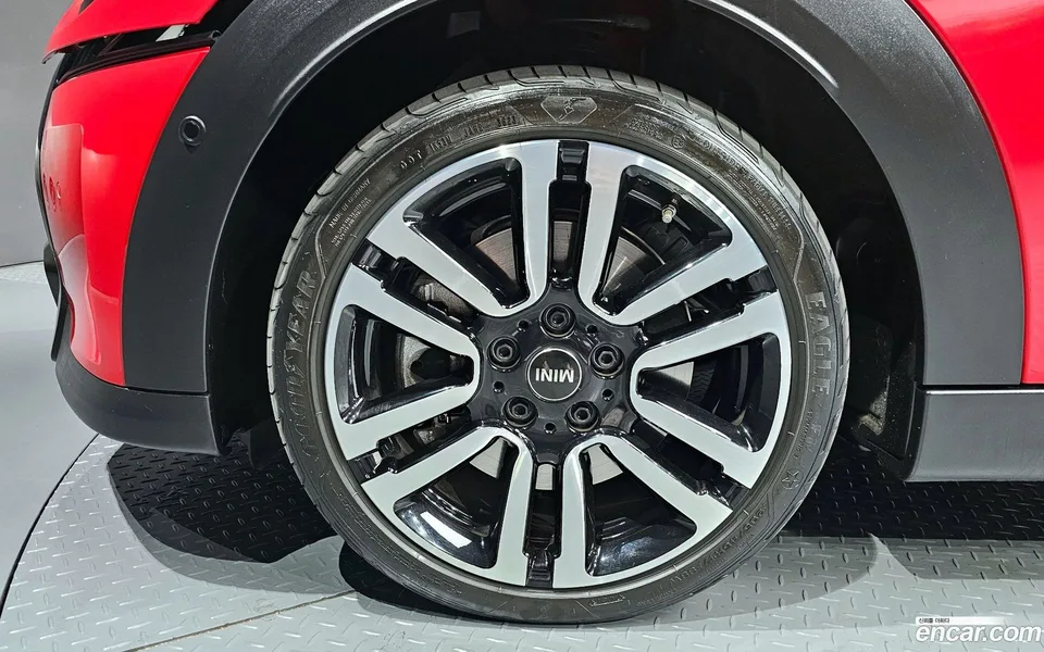 MINI Cooper S 5 2024 — миниатюра 5