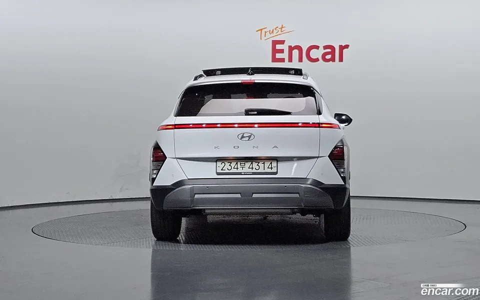 Hyundai Kona 1.6 2WD 2023 — миниатюра 4