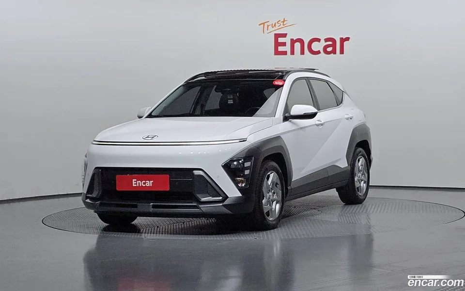 Hyundai Kona 1.6 2WD 2023 — фото 1, купить с доставкой в Москву