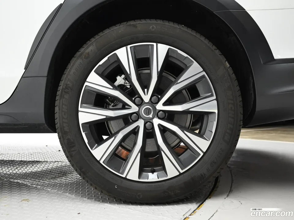 Volvo V90 Cross Country B5 AWD 2024 — миниатюра 5