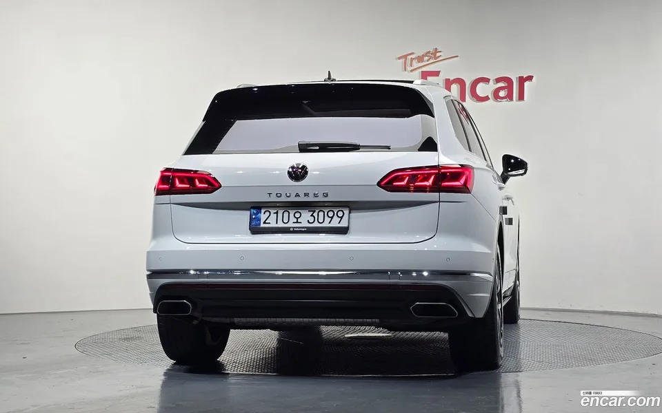 Volkswagen Touareg 3.0 TDI 2023 — миниатюра 4