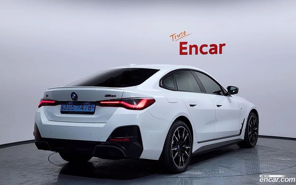 BMW i4 M50 2023 — миниатюра 2