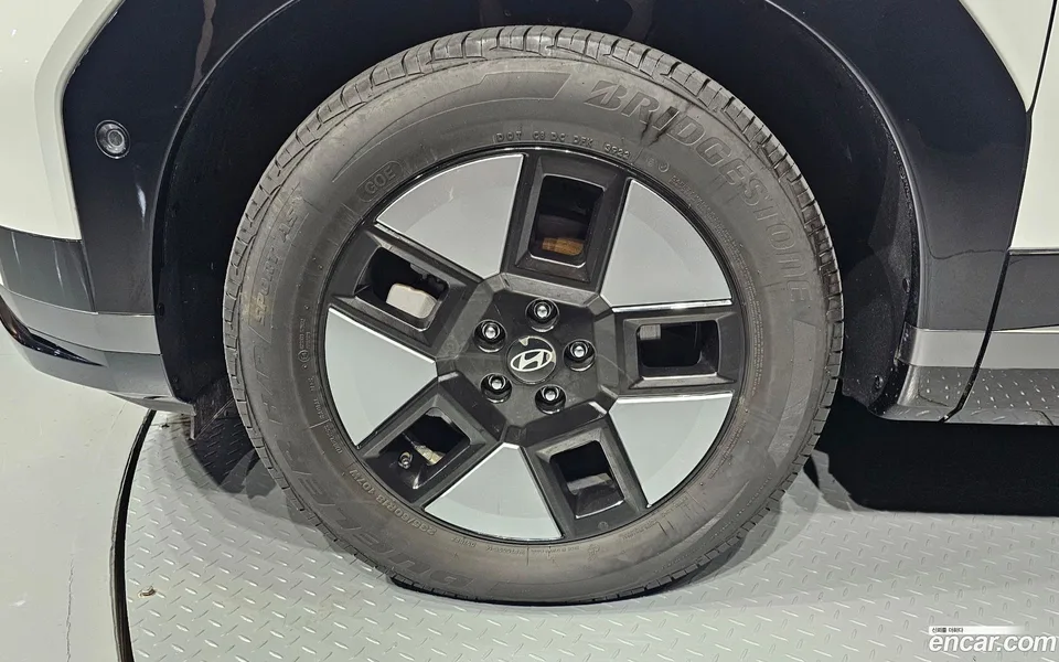 Hyundai Santa Fe HEV 1.6 2WD 2023 — миниатюра 5