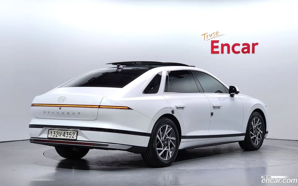 Hyundai Grandeur 2.5 2WD 2023 — миниатюра 2