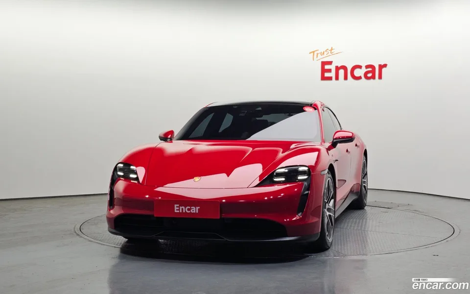 Porsche Taycan 2023 — миниатюра 3