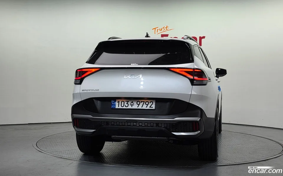 Kia Sportage 1.6 2WD 2023 — миниатюра 4