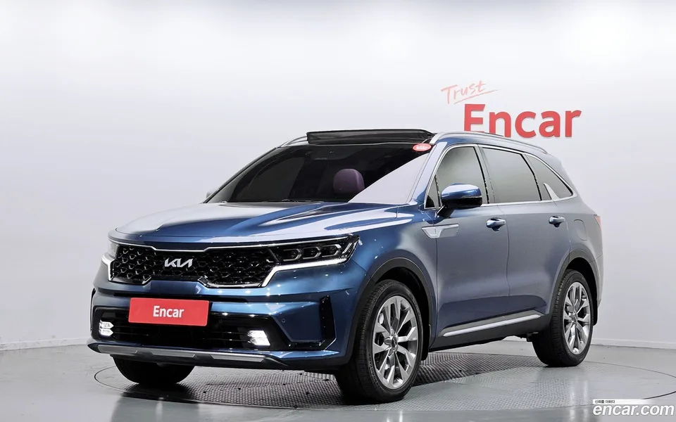 Kia Sorento 2.5T 2WD 2022 — фото 1, купить с доставкой в Москву