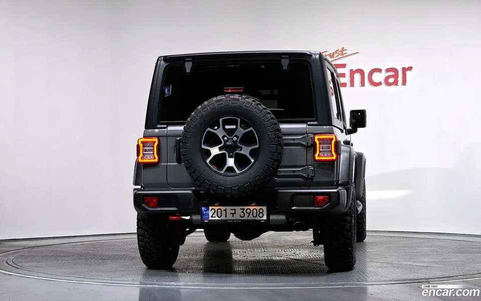 Jeep Wrangler 2.0 4 2023 — миниатюра 4