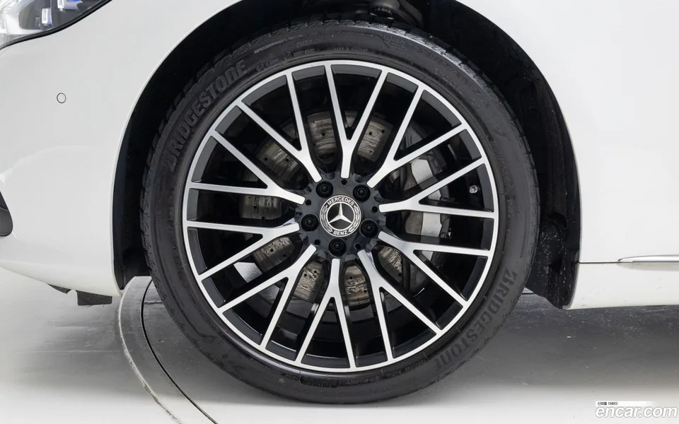 Mercedes-Benz S-Class S450L 4MATIC 2024 — миниатюра 5