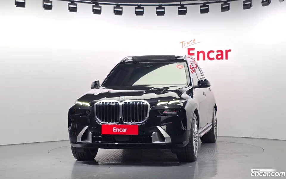 BMW X7 xDrive 40d 6 2023 — миниатюра 3