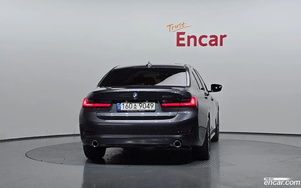BMW 3 Series 320i 2022 — миниатюра 4