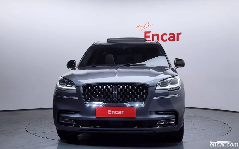Lincoln Aviator 3.0 PHEV GT AWD 2022 — миниатюра 3