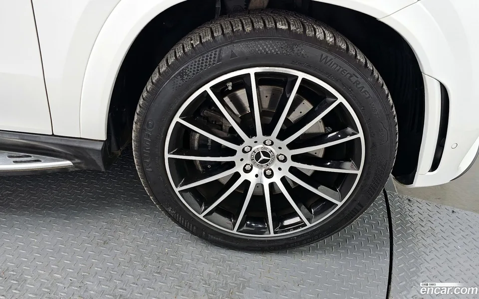 Mercedes-Benz GLE-Class GLE400d 4MATIC 2022 — миниатюра 5