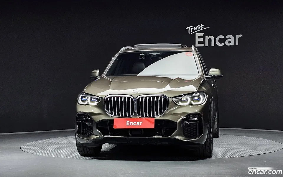 BMW X5 xDrive 40i M 2022 — миниатюра 3