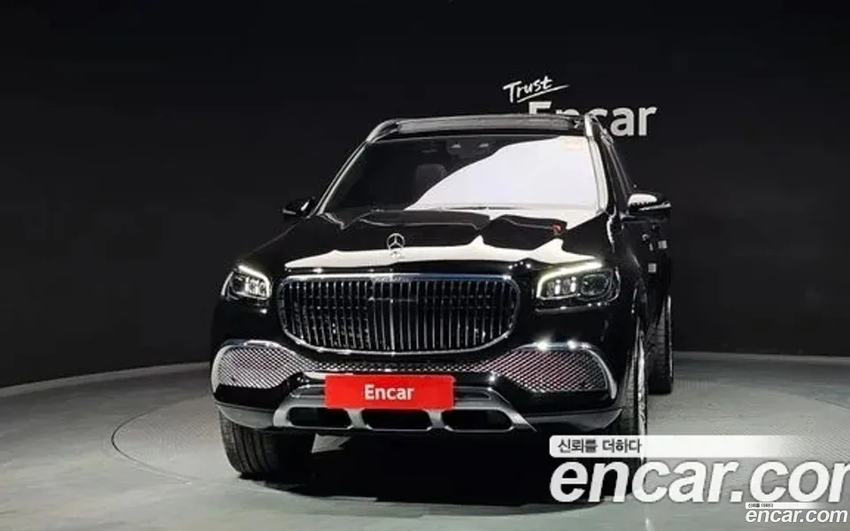 Mercedes-Benz GLS-Class GLS600 4MATIC 2023 — миниатюра 3