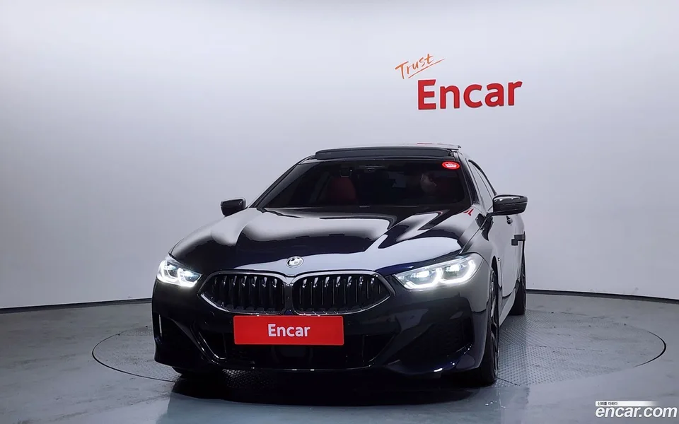 BMW 8 Series 840i xDrive M 2022 — миниатюра 3