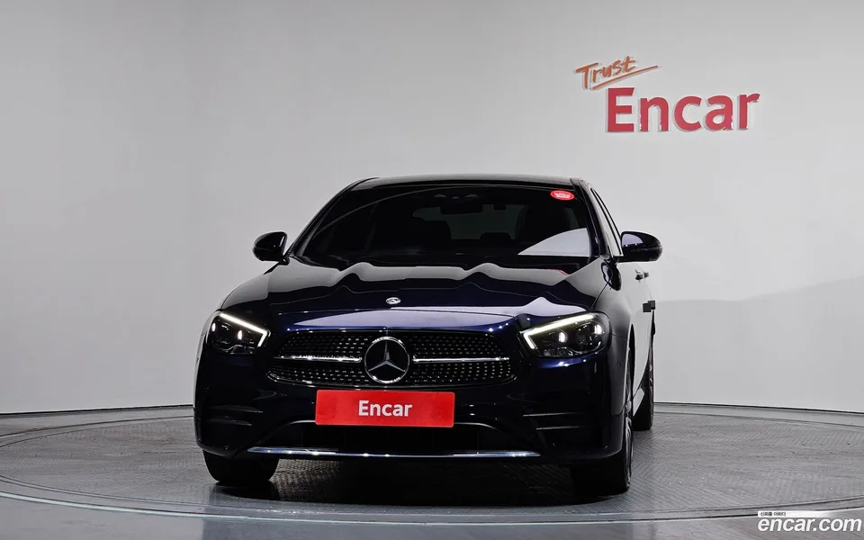 Mercedes-Benz E-Class E350 4MATIC AMG Line 2022 — миниатюра 3